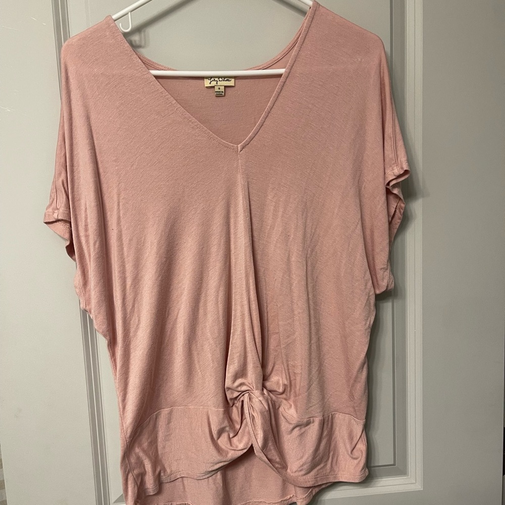 Long flared tee with Knot in the front